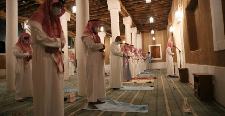 من مشروع ولي العهد لتطوير المساجد التاريخية.. جامع عقلة الصقور بالقصيم