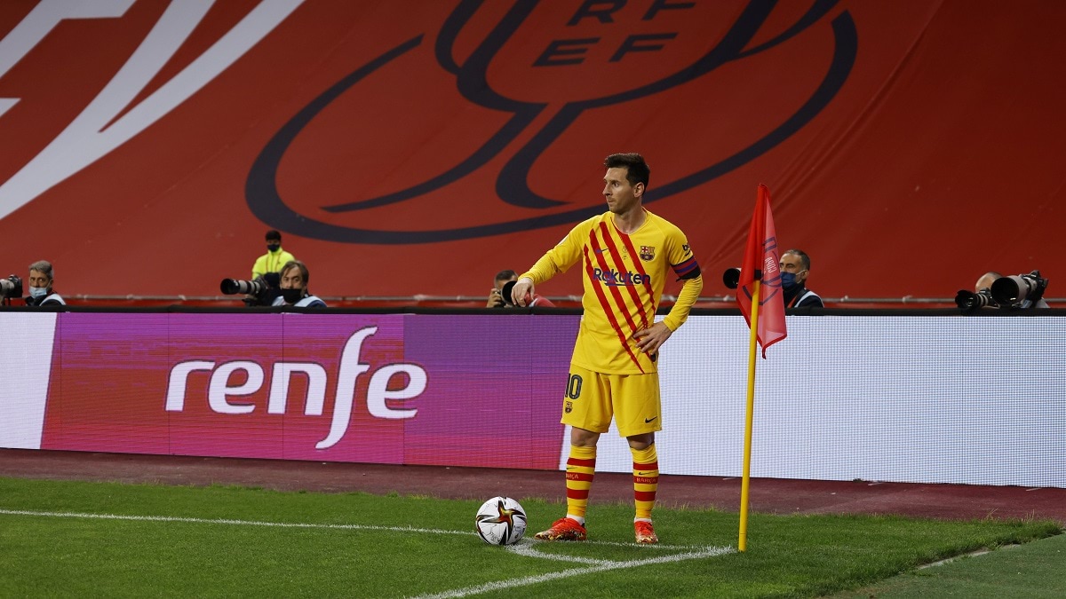 فيديو.. وجود والد ليونيل ميسي في برشلونة يثير الشكوك بشأن تجديد عقده مع برشلونة