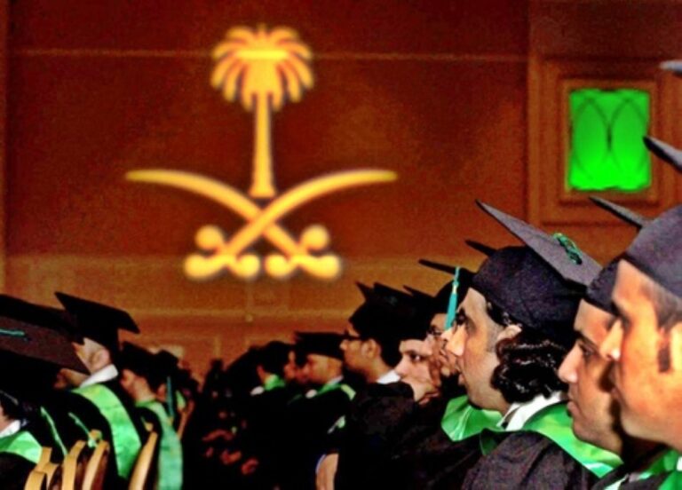 السوق المالية تعلن استقبال الانضمام لبرنامج تأهيل الخريجين المتفوقين.. بمكافآت شهرية تصل إلى 11 ألف ريال