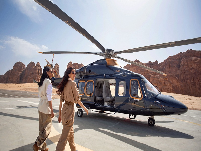لأول مرة بالمملكة جولات بالهليكوبتر لاستكشاف تراث العلا.. والكشف عن سعر الرحلة ومدتها