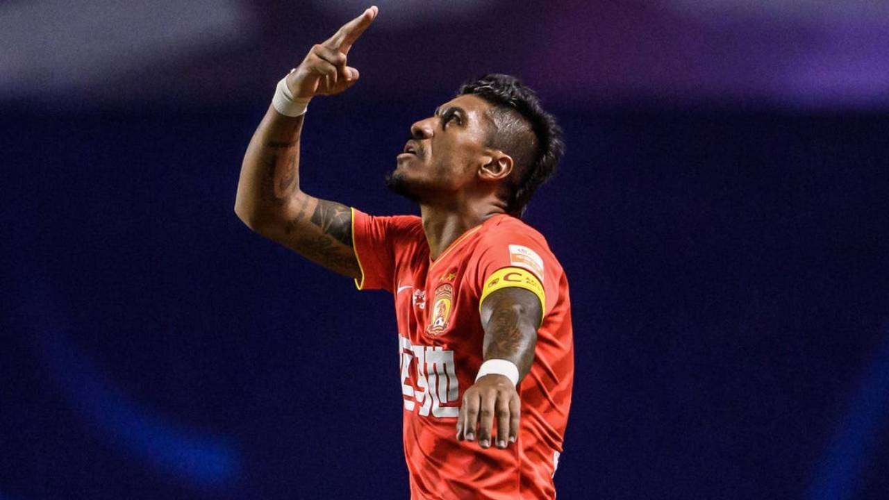 نتيجة للظروف الطارئة.. الأهلي يُنهي تعاقده مع البرازيلي باولينهو