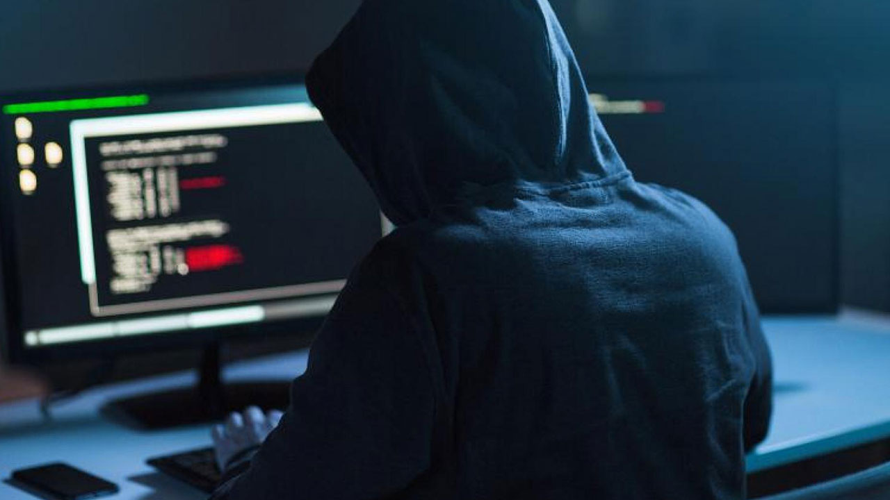 مركز الأمن السيبراني يحذِّر من 4 طرق لروابط التصيُّد والاحتيال على الإنترنت