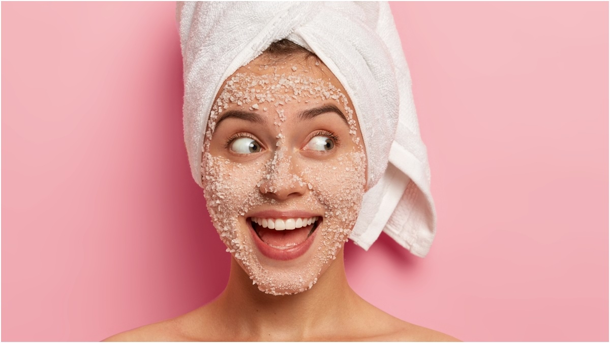 هل يساعد ملح البحر في علاج حب الشباب؟