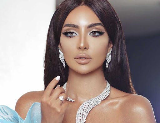 شاهد: نور الغندور بوصلة رقص.. والجمهور غاضب