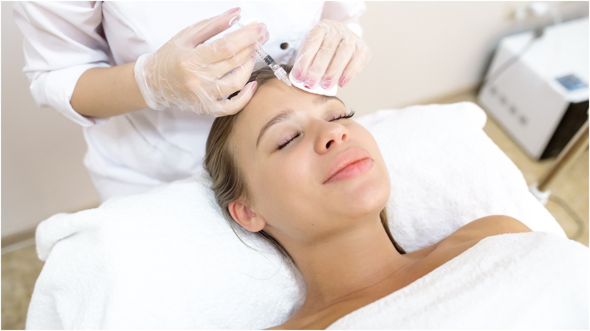 الزيومين مقابل البوتوكس.. ما الفرق بينهما؟