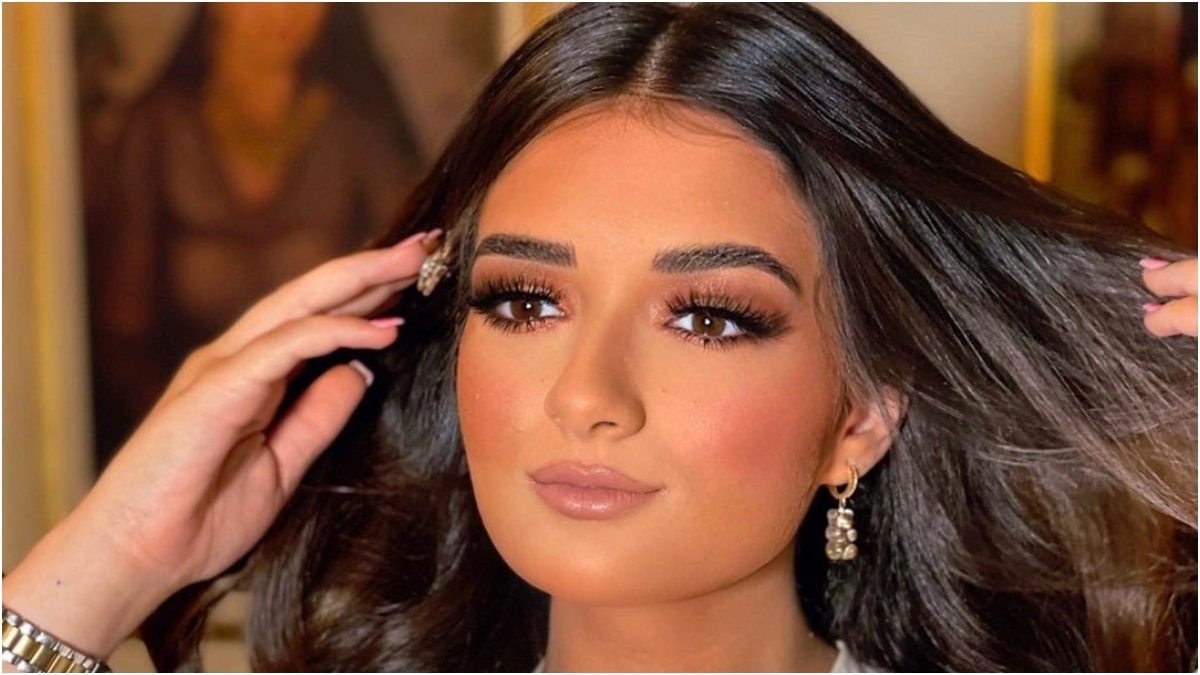 ملك أحمد زاهر تتعرض لكسر في يدها.. وتكشف تطورات حالتها