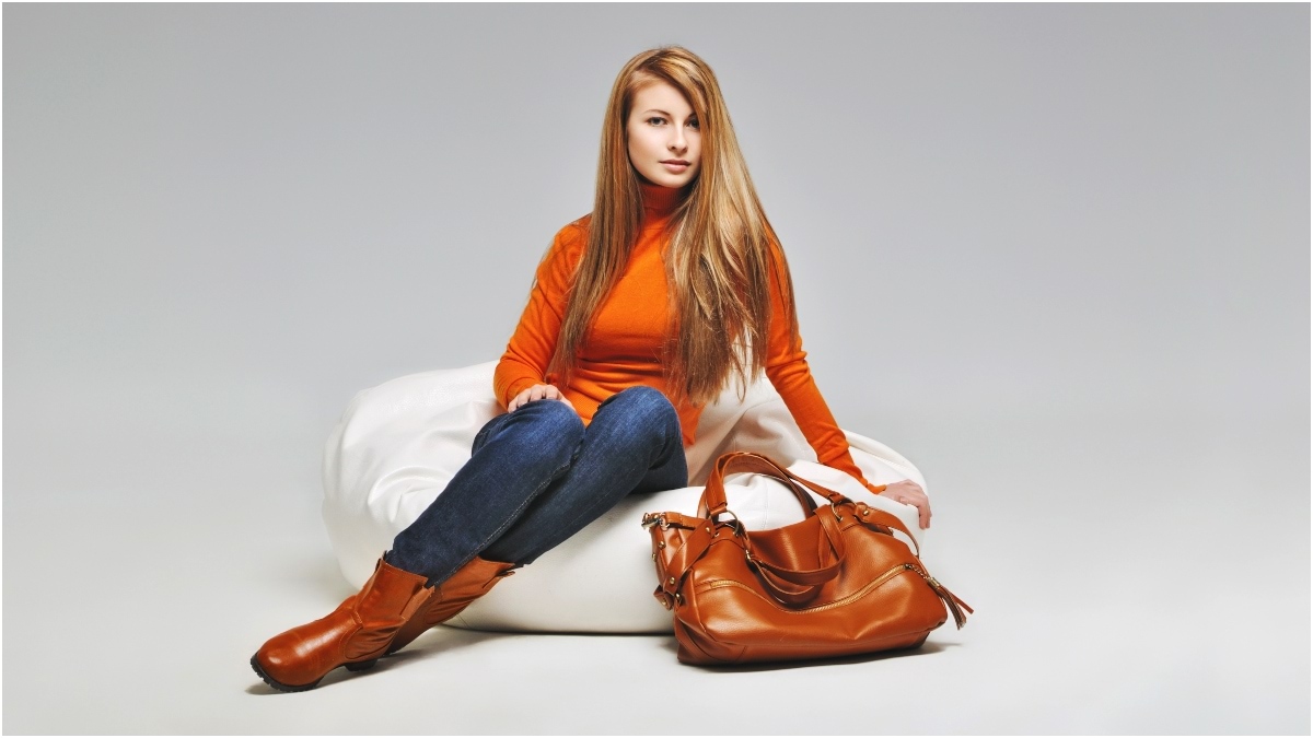 طرق تنسيق الأحذية البنية خلال فصل الشتاء