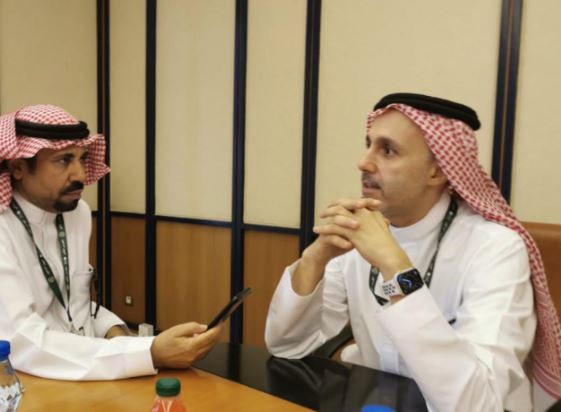 أخصائي سموم: مدمن رمى طفله من نافذة السيارة وتسبب في وفاة زوجته