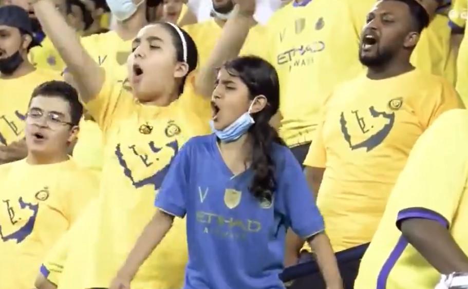 شاهد.. حماس أصغر مشجعة نصراوية في ملعب مرسول بارك