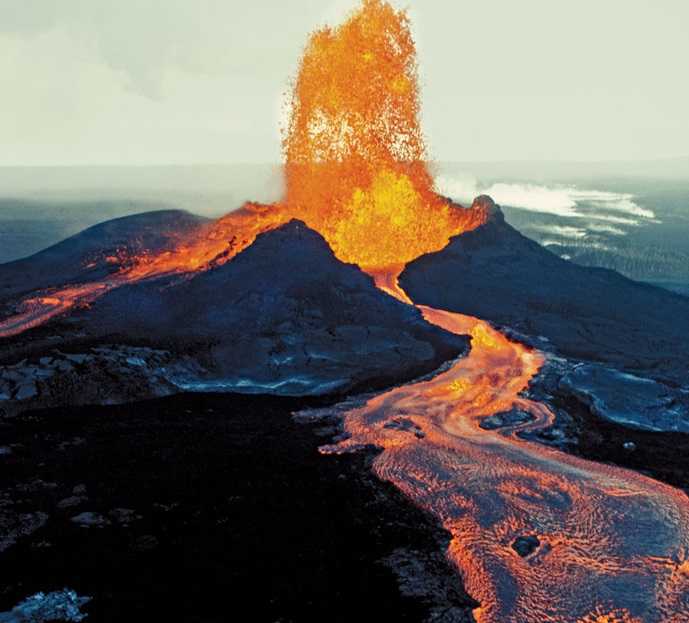 براكين طبقية