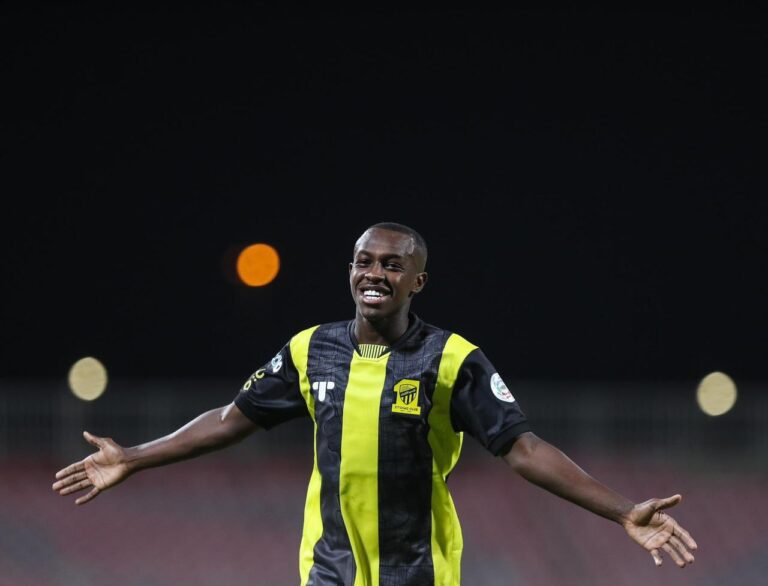 إدارة الاتحاد أنهت تفاصيل التجديد مع سعود عبدالحميد.. متى يتم الإعلان الرسمي؟