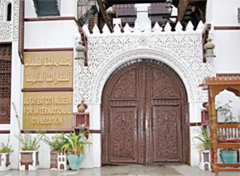 تضم أكثر من 300 غرفة.. تعرّف على مدينة الطيبات العالمية التراثية بجدة